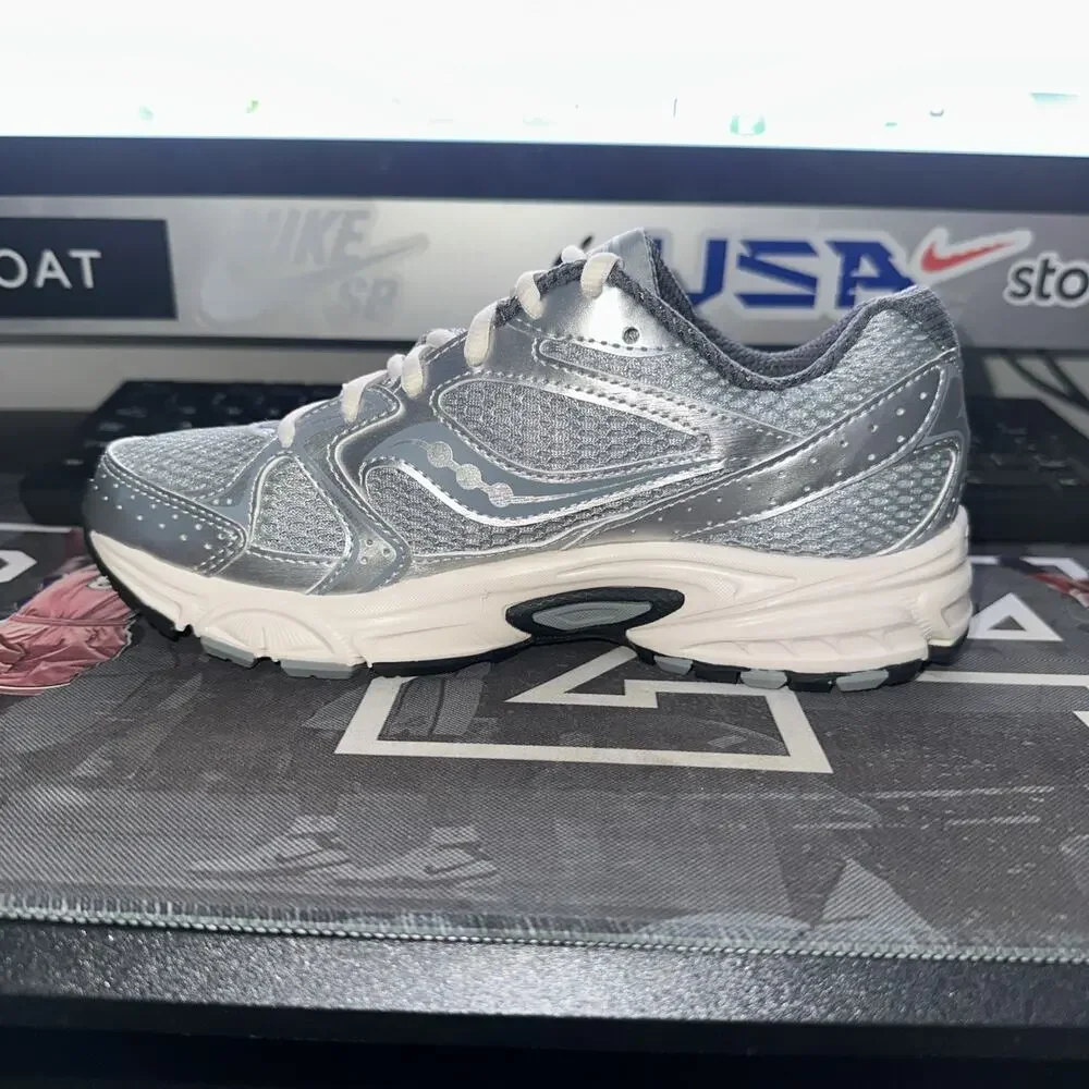 New Women's Size 7 Saucony Ride Millenium Silver Cream Running Shoes S60812-8